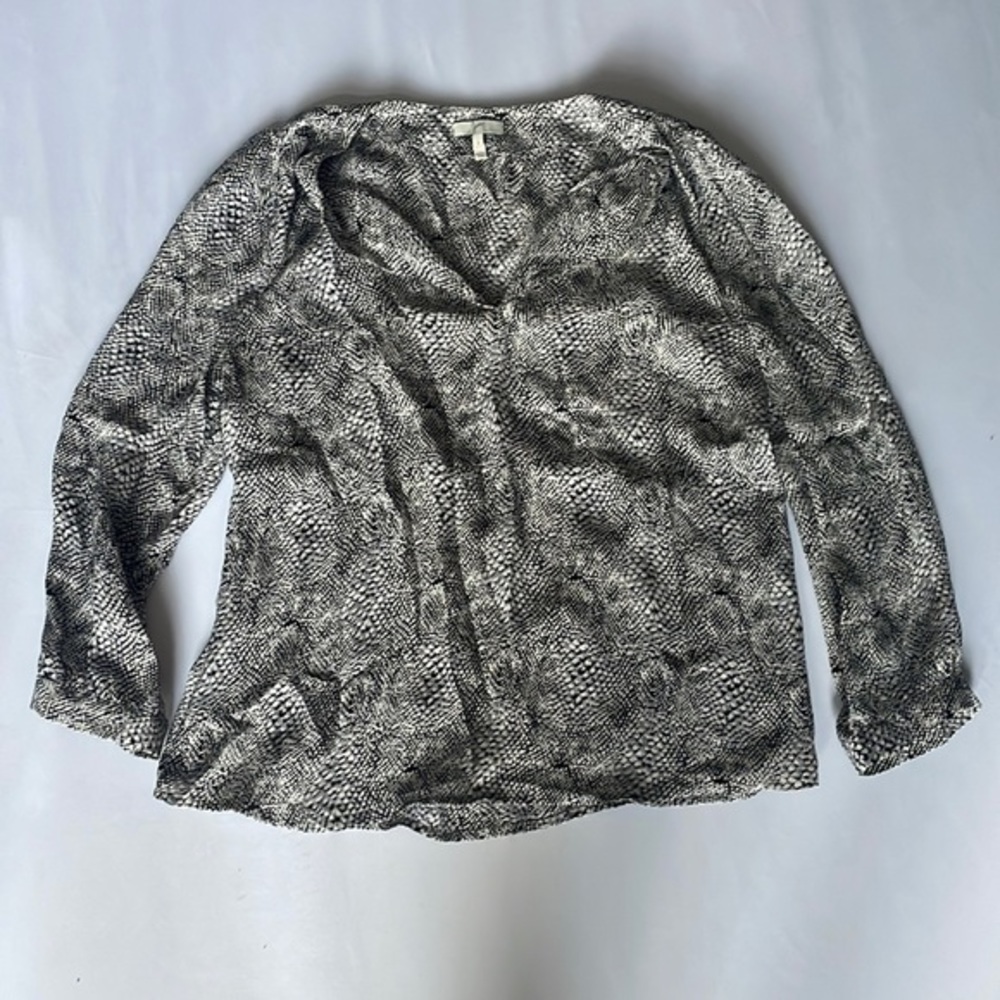 Joie Snakeskin Black Gray Smokey Crystal Blouse Silk Blouse size small